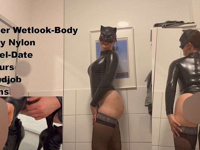 Download: Wet-Wonder - Im ENGEN Wetlook-Body VOLL GEPISST & ABGEMOLKEN!!