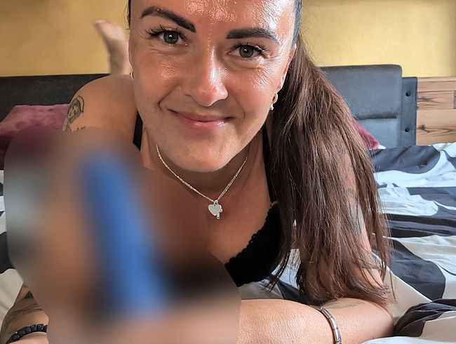 Download: Wet_lana - Mach ich das richtig so, oder mehr Spucke? Erster Lutschtest