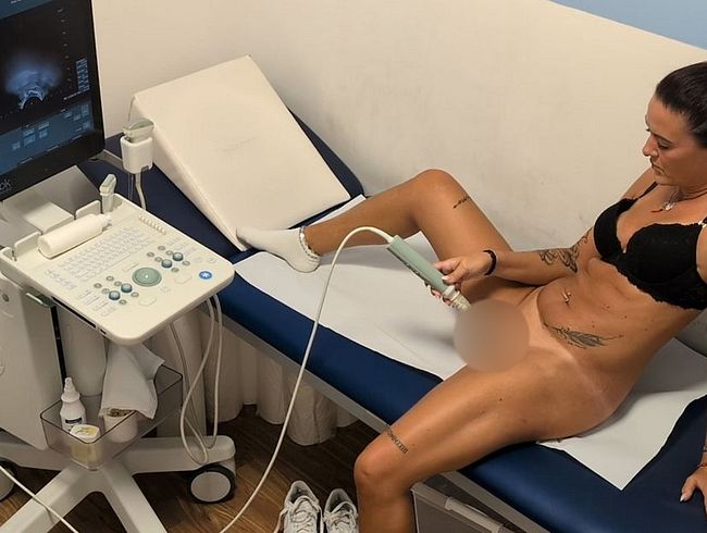 Download: Wet_lana - Wenn das mein Chef erfährt !! Bin ich zu dreist ??