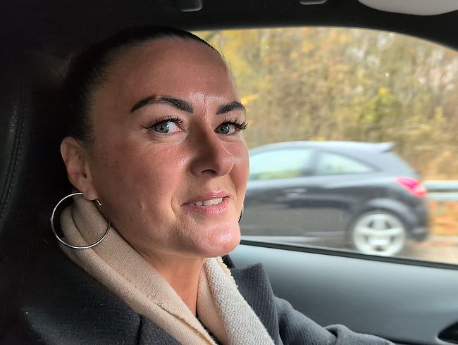 Download: Wet_lana - Bin ich eine Schlampe? HobbyFreier am geheimen SexParkplatz abgeblasen