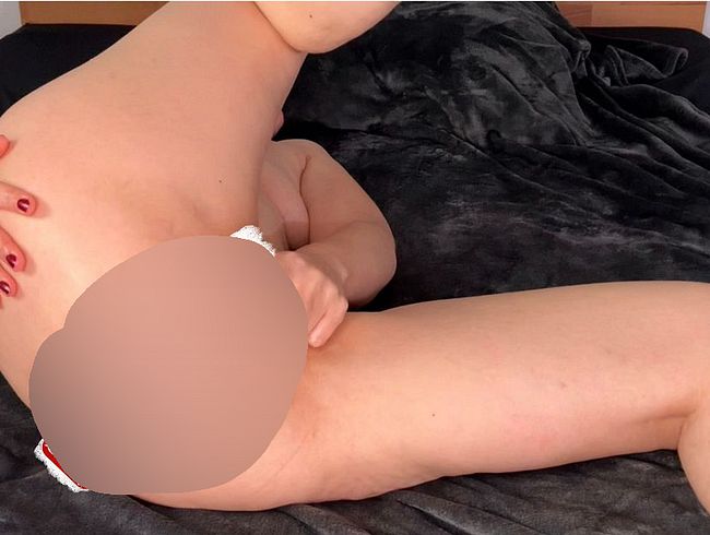 Download: XXsweetalexaXX - BEIDE LÖCHER MIT ANALPLUG UND DILDO GESTOPFT UND ZUM ORGASMUS GEFICKT!