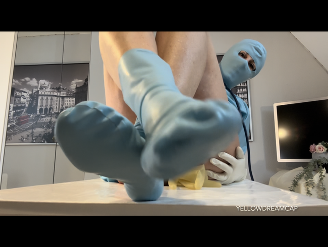 Download: Yellowdreamcap - Die heiße latex Ärztin gibt dir eine geile Vorstellung