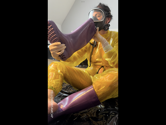Download: Yellowdreamcap - Bist du auch geil auf geschwitztes PVC? Dann bist du hier genau richtig