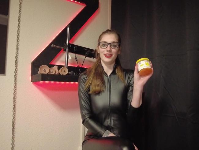 Download: Zara-Bizarr - TEUFELSSALBE UND PISSE FÜR DEN USER SCHWANZ