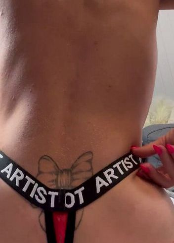 Download: ZoeyLinn772 - Harte Selbstbefriedigung mit Finger und Dildo , bis mir am Ende der Saft rausläuft;)