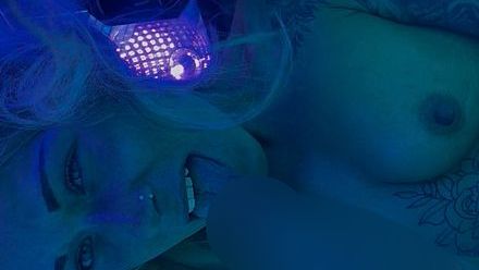 Download: ZoeyLinn772 - Mit Spielzeug macht es in Solarium gleich viel mehr Spaß.