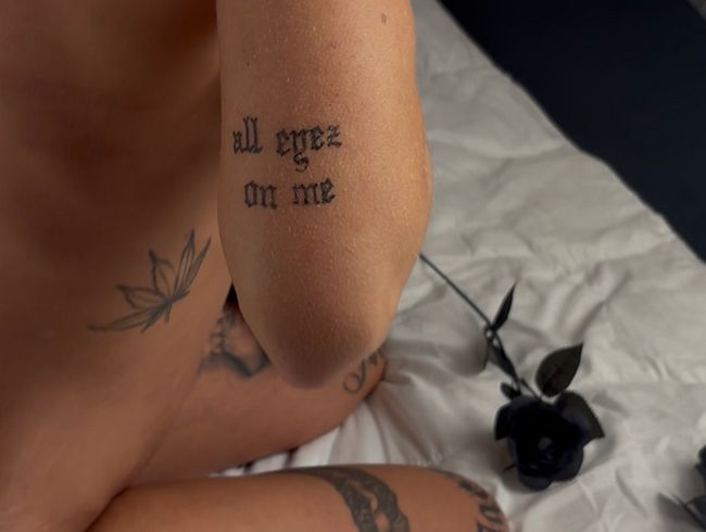 Download: ZoeyLinn772 - Einzigartiges heißes Kunstwerk!! Ich zeige dir meine Tattoos .*.*…