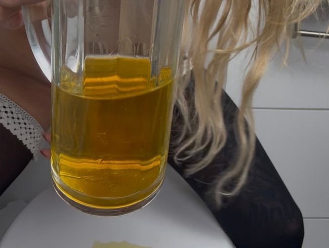 Download: ZoeyLinn772 - Bock auf ein Glas NaturSekt ???;)