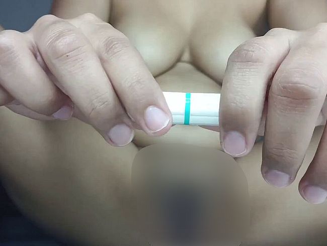 Download: alejaharker - In diesem Video zeige ich euch, wie Frauen während ihrer Periode Tampons einführen.
