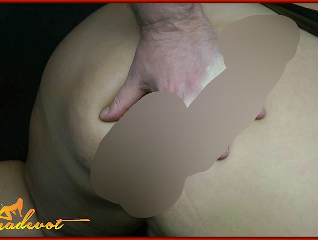 Download: annadevot - Spanking und Spielzeug machen geil