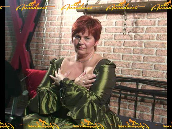 Download: annadevot - Fette BBW gefesselt bespielt