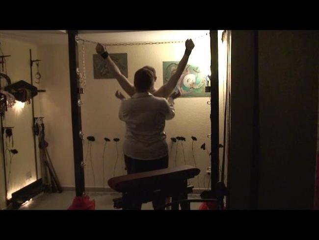 Download: annadevot - LadyAnna - Er ist mein devotes Spielzeug