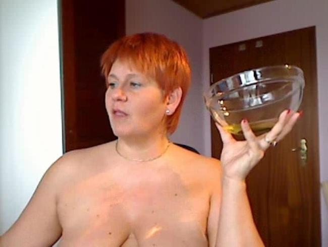 Download: annadevot - Annadevot - Masturbiert und abgepisst