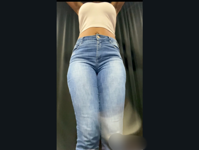 Download: barbieblackdoll - Jeans und dann nackt