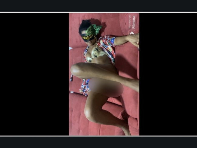 Download: barbieblackdoll - mein rotes Sofa