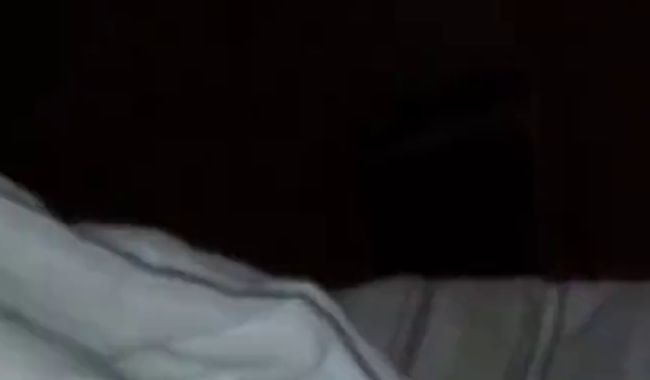 Download: bavariabull - Einsam im Hotel-bett. Tagelang zurückgehalten, aber dann Spermaexplosion