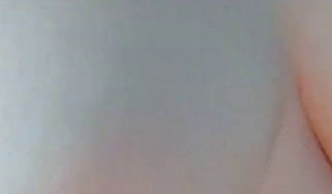 Download: bbw_93 - Wachs auf meine Titten. Ich verziere meine Titten mit Kerzenwachs