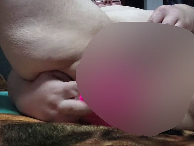 Download: bbw_93 - Dildo und Stoß Wellenvibrator verwöhnen meine nasse Fotze