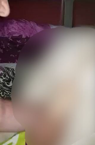 Download: bi-erotic - Von hinten mit Dildo und Fingern