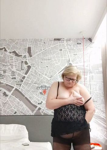 Download: bi-erotic - Ein User Wunsch ... Ich besorgs mir im Hotel im stehen ... Ich hoffe es gefällt