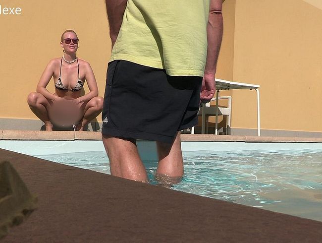 Download: blondehexe - Poolboy beim WICHSEN erwischt!