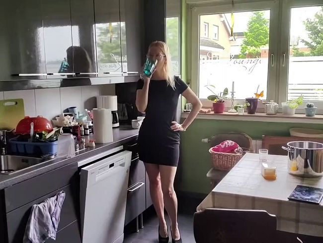 Download: blondehexe - Bonus Video: ein Tag mit BlondeHexe