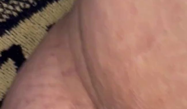 Download: bonieclydeerotik - Nahaufnahme Pussy stimulieren Klitoris feucht kurz vorm squirten multiple Orgasmen stöhnen