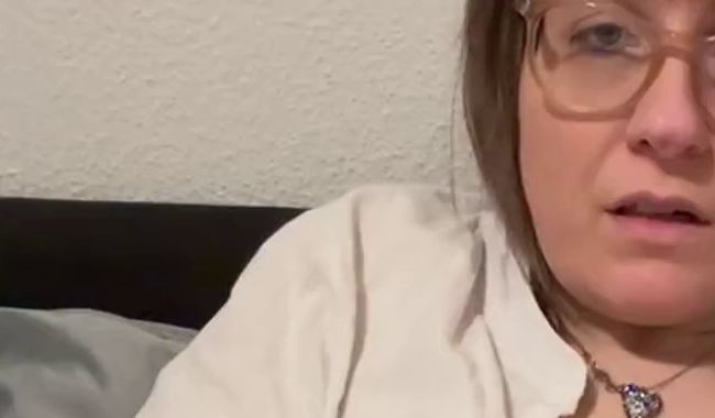 Download: clrapanties - ich war en böses Mädchen und wurde mit dem Dildo in die Muschi gesteckt