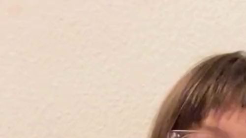 Download: clrapanties - Vibrator am Kitzler und Dildo im Arsch