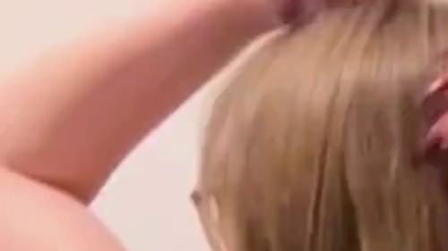 Download: clrapanties - Dirty Talk und tanzen am Stuhl