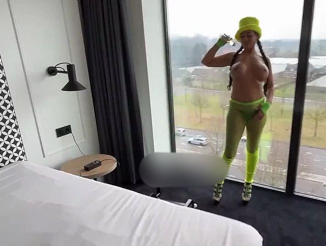 Download: cumbiz - Ai-Fickmaschine, Anal + ein großer schwarzer Schwanz tief drin!