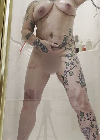 Download: cutebunnydragon - Duschen sind zum Waschen da, Spielzeug zum Schmutzigwerden :)