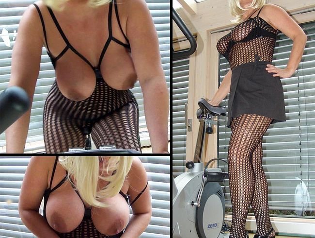 Download: danjela01 - Orgasmus auf Hometrainer (Loveballs)