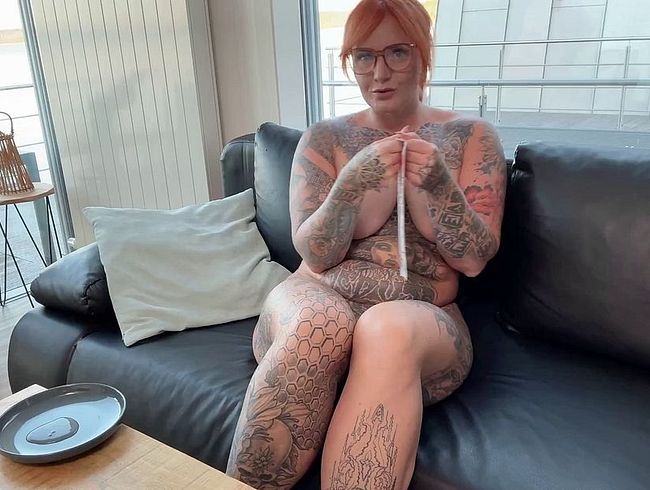 Download: delicious_lauri - Auspacken, Anziehen und Löcher bespielen