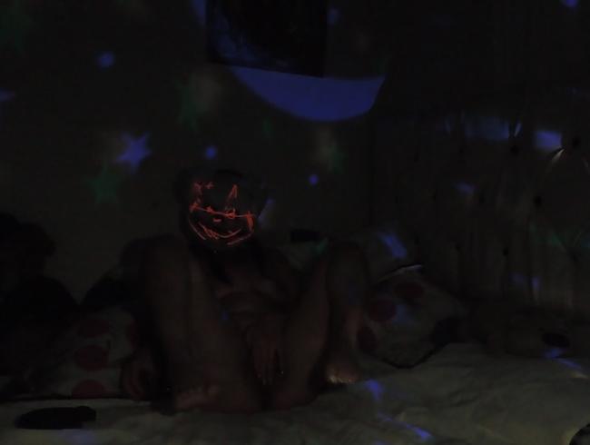 Download: destinysweet - MASTURBATION MIT DER MAGISCHEN MASKE