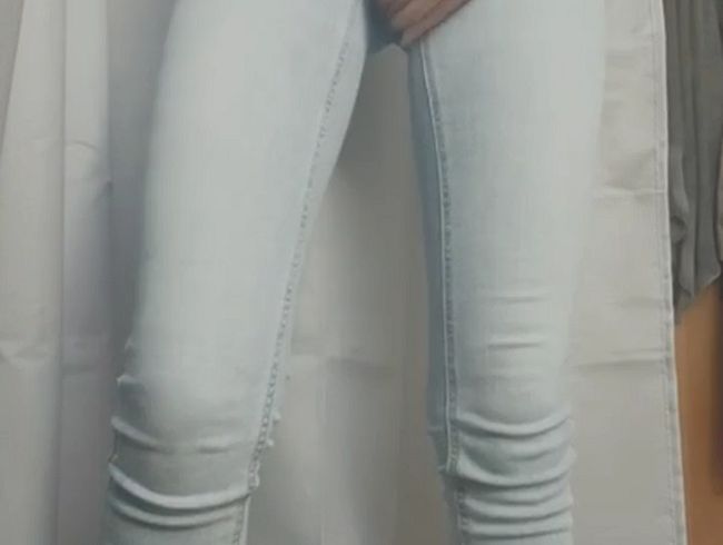 Download: dirtysnake98 - Geh ich zu weit? Selbstbefriedigung in Jeans, mit NS