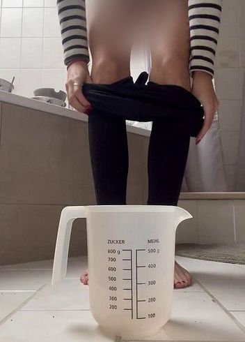 Download: dirtysnake98 - Geiler Sekt zum Probieren, wer möchte? ?