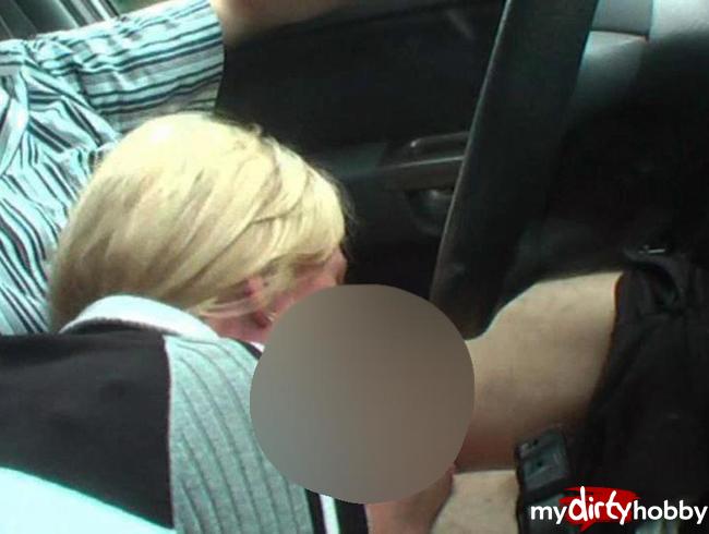 Download: emmastarr - pennenhelfe den schwanz gelutscht  . . . . .