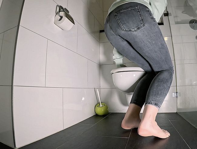 Download: freakart - Übertriebene dringend Pissen….