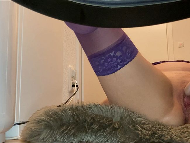 Download: funcouple33 - In lila Halterlosen auf dem Fell geil mit dem Vibrator besorgt bekommen