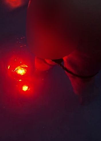 Download: fututio_nrw - Eigentlich wollten wir nur im Pool liegen aber seht selbst