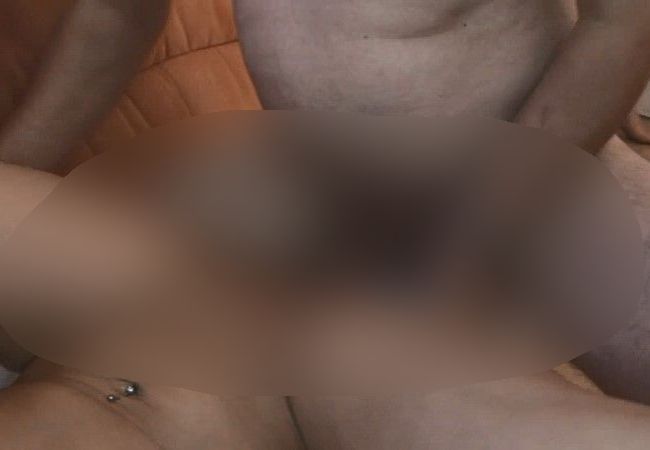 Download: gangbang-spass - schiebt der sau die faust ruhig rein .. . . . .