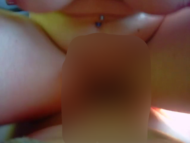 Download: geilsexyfeucht - Fick im Auto