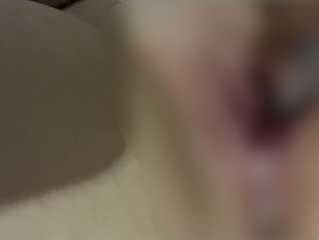 Download: gierige_Anni - Uncut: nicht jede Frau braucht einen Mann damit es cremig aus einem herausläuft