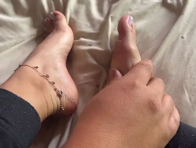 Download: gwenchase - Fußmassage?