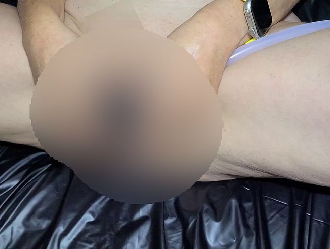 Download: hornysex - Milking Maschine ist einfach ein Traum und der Orgasmus war auch nicht mehr weit.....