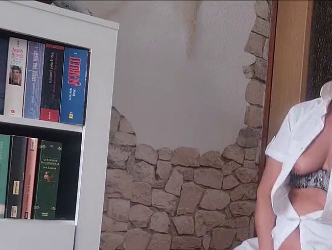 Download: ibizalady - Erholt und frisch rasiert