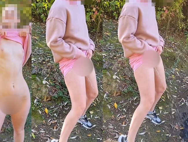 Download: itspinkmelina - Ich piss öffentlich in einen See