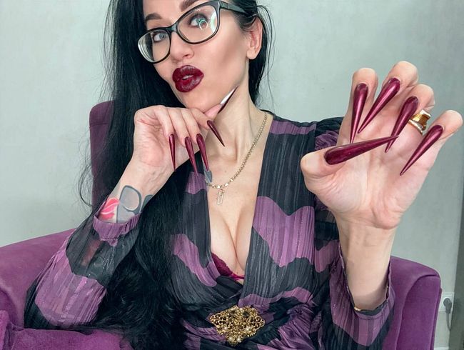 Download: juliadomaina - Neue Farbe Lange Nägel, scharfe Stilettos, lange Finger lutschen und Hände anbeten, Handflächen breit