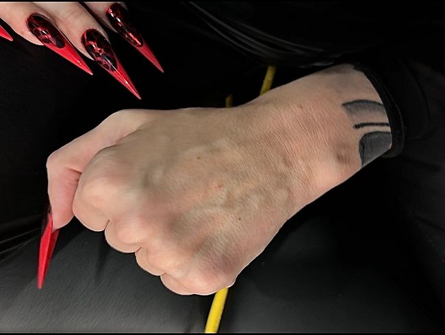 Download: juliadomaina - Die Adern an meinen Händen